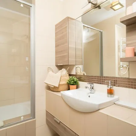 Kaskada & Comfort * Jastrzębia Góra